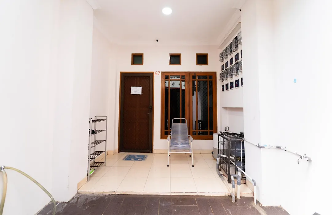 KoolKost Syariah @ Kebon Kacang III Street (Minimum Stay 28 Nights)-1
